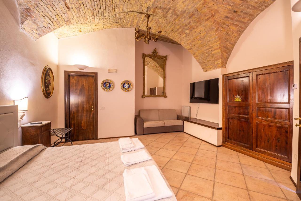 Hotel Trevi Palazzo Natalini Exterior foto