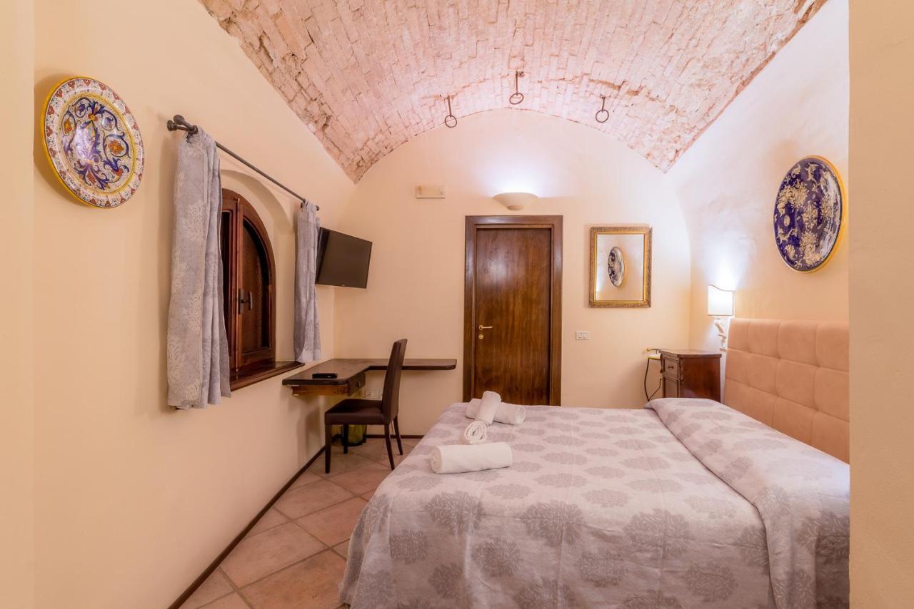 Hotel Trevi Palazzo Natalini Exterior foto